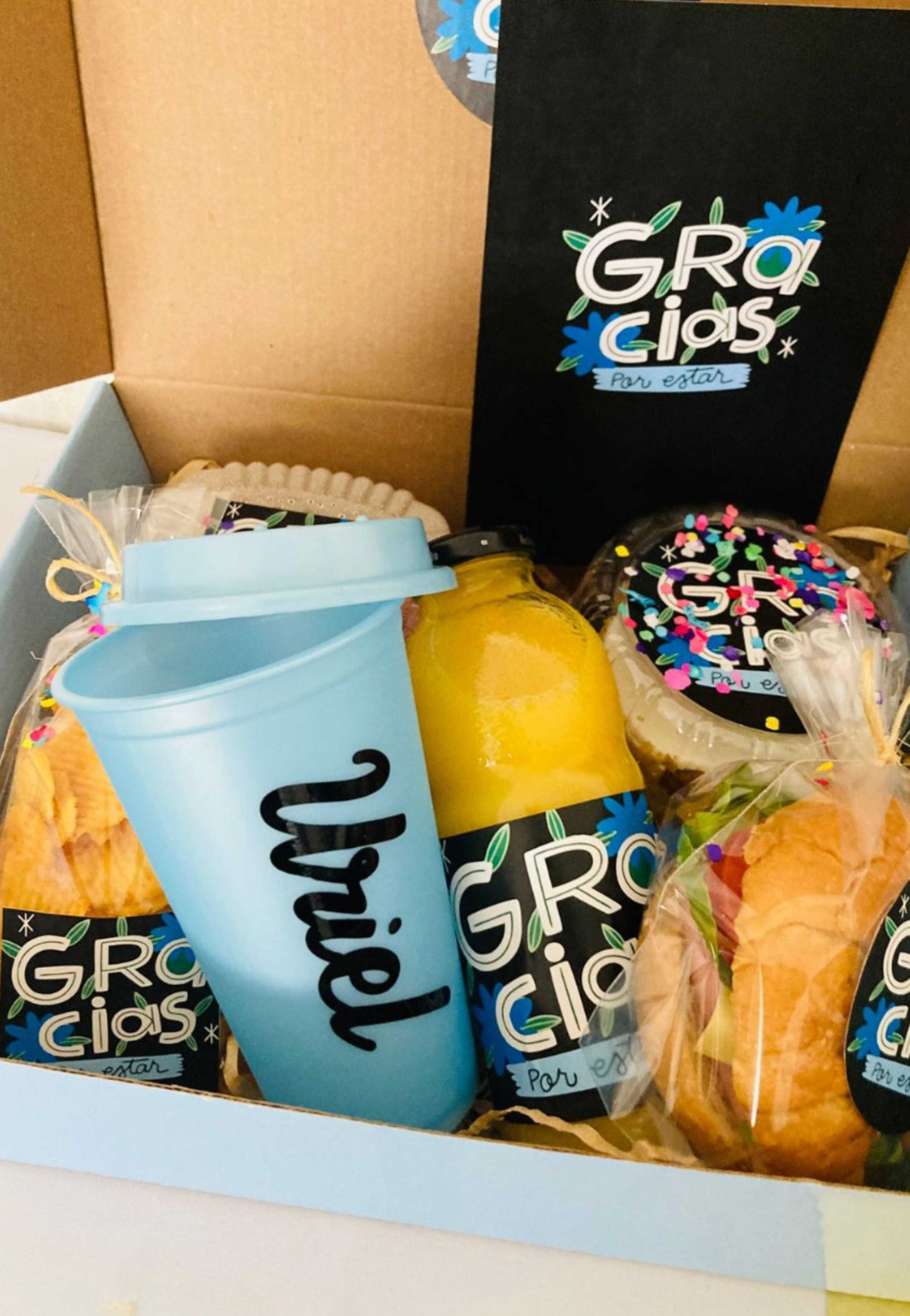 🎉 Desayuno Sorpresa - COLORS Personalizable 💛💚💙💜