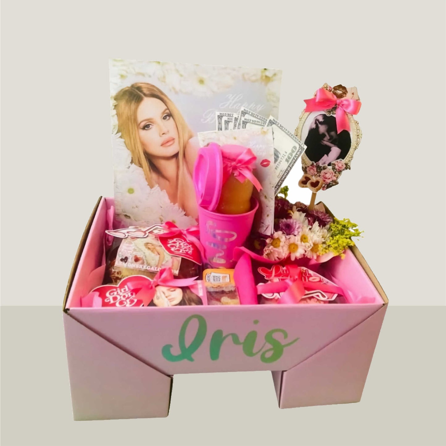 Desayuno Temático de Lana Del Rey con Chilaquiles y Termo Personalizado